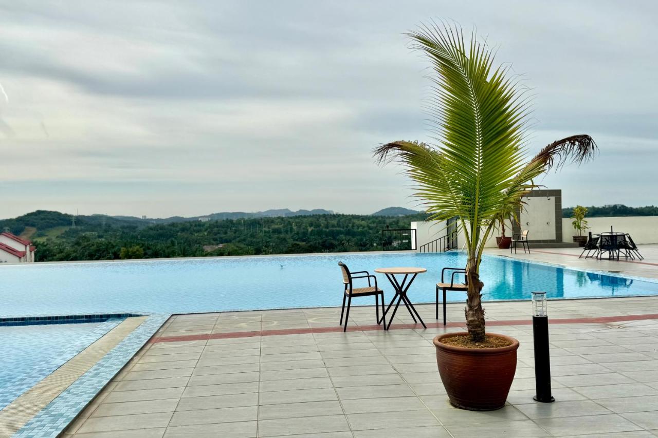 KLIA Residensi With Netflix - B&B