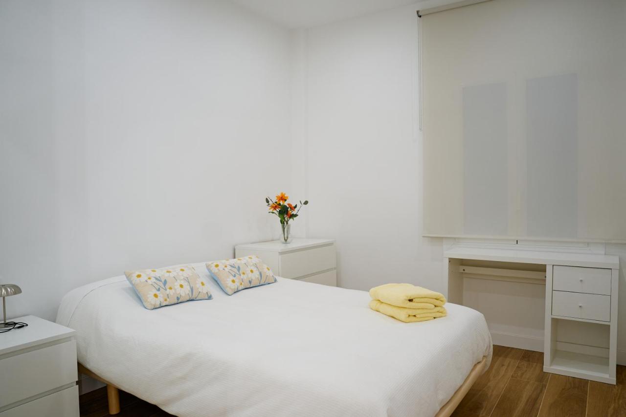 Apartamentos Valentin - B&B Barcelona