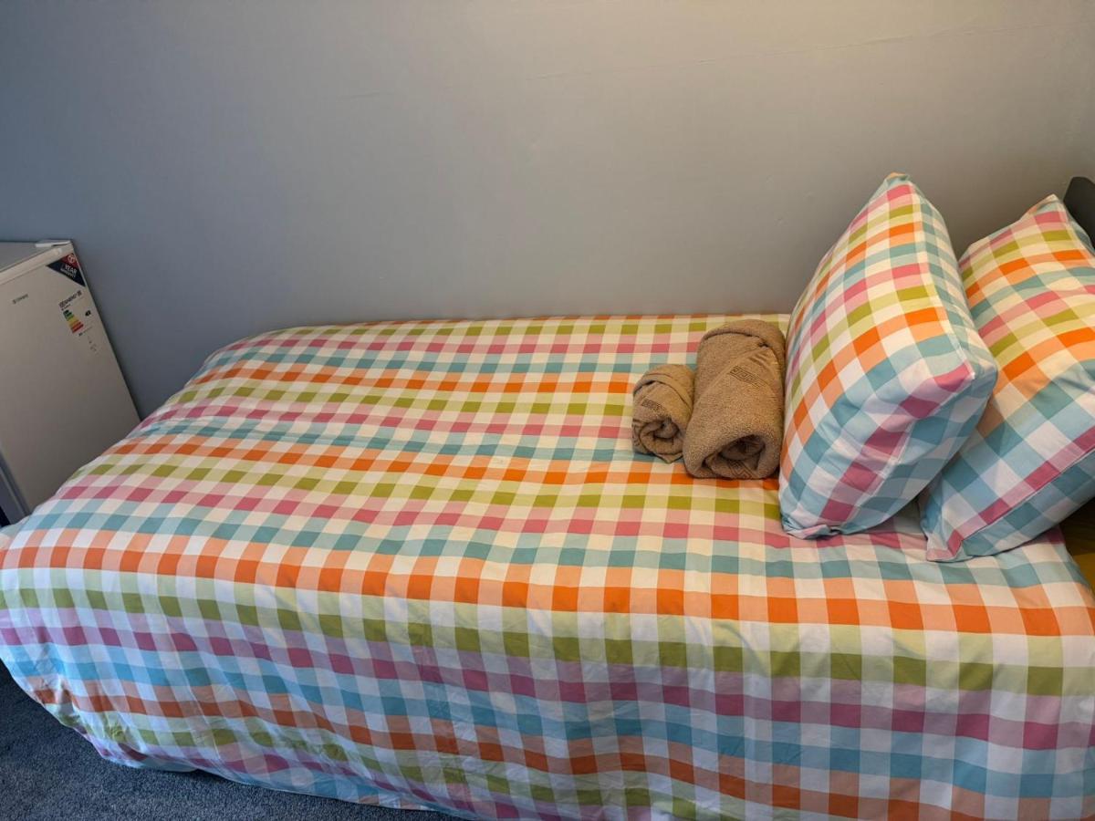 Single Room with Shared Bathroom