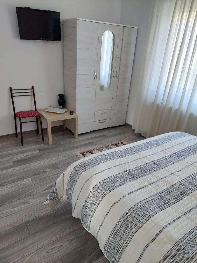Casa Valea Arefului - B&B Arefu