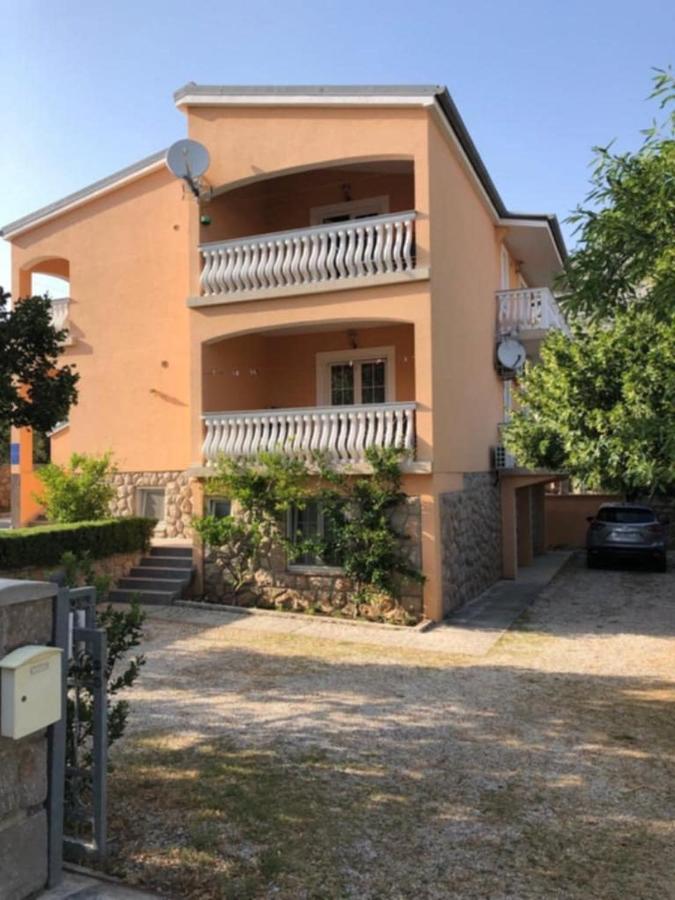 Apartmani California - B&B Starigrad