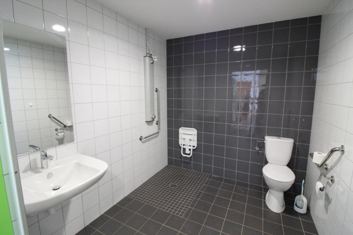 One-Bedroom House with Outdoor Bathroom