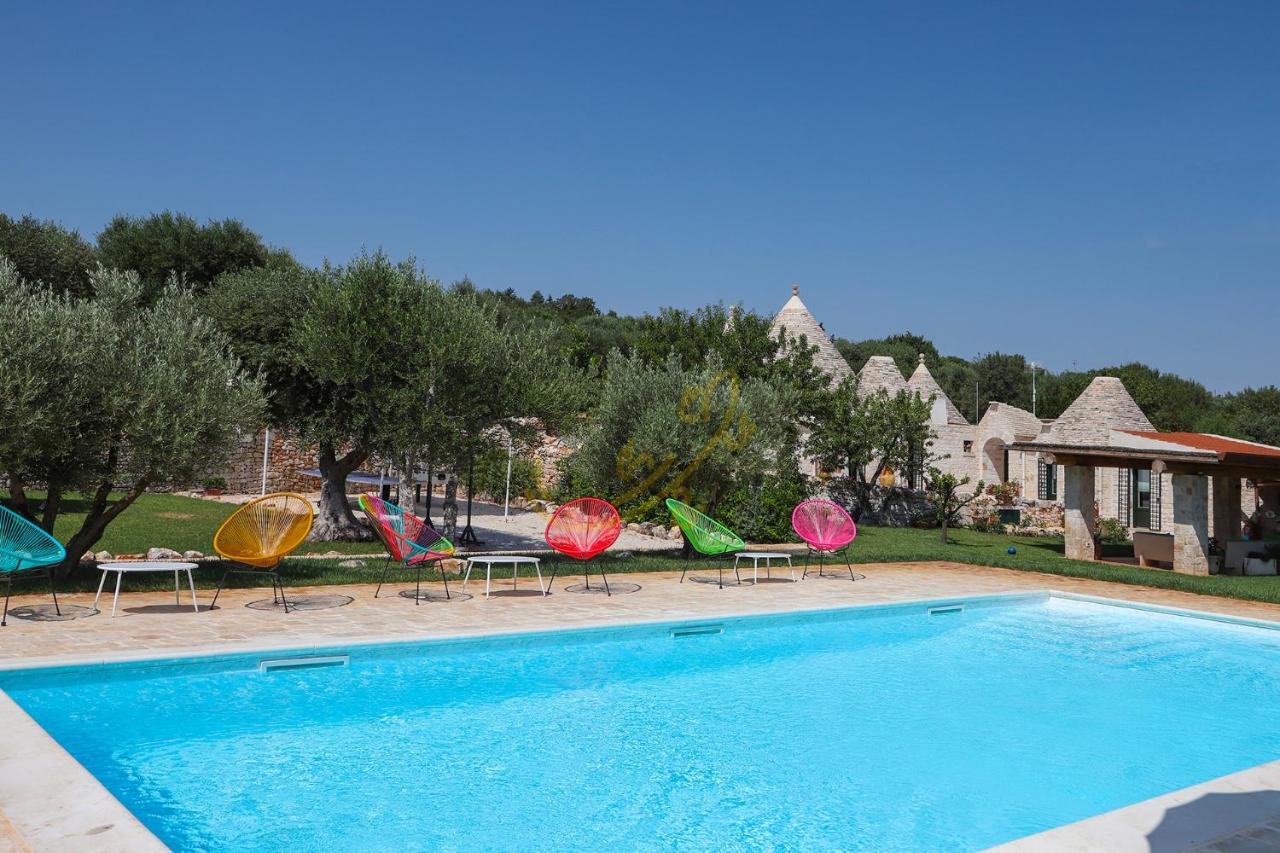 TD Trulli della Magnolia Trulli with Amazing Garden - B&B Monopoli