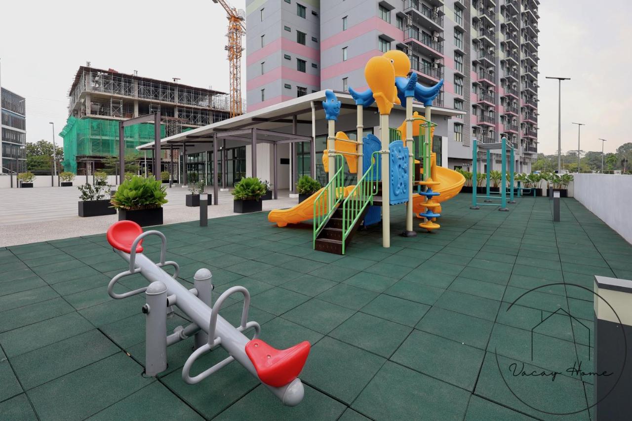 Woven Stay - KennyHill Residence 1 - 4Beds8pax VH14 - B&B Kuching