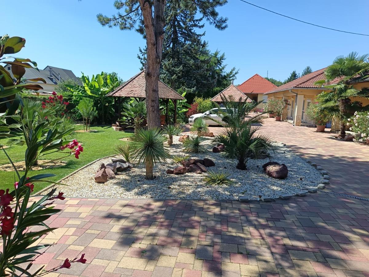 Spengler Apartman - B&B Harkány