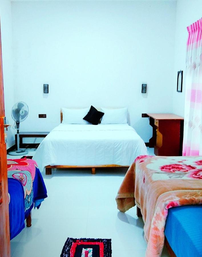 Ella Hushwood - B&B Ella Town