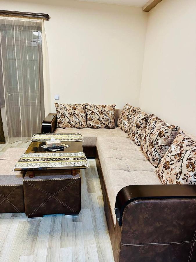 Suite with Mountain View