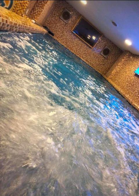 Cairo Crown Apartment including gym, spa and jacuzzi pool no visitors - B&B