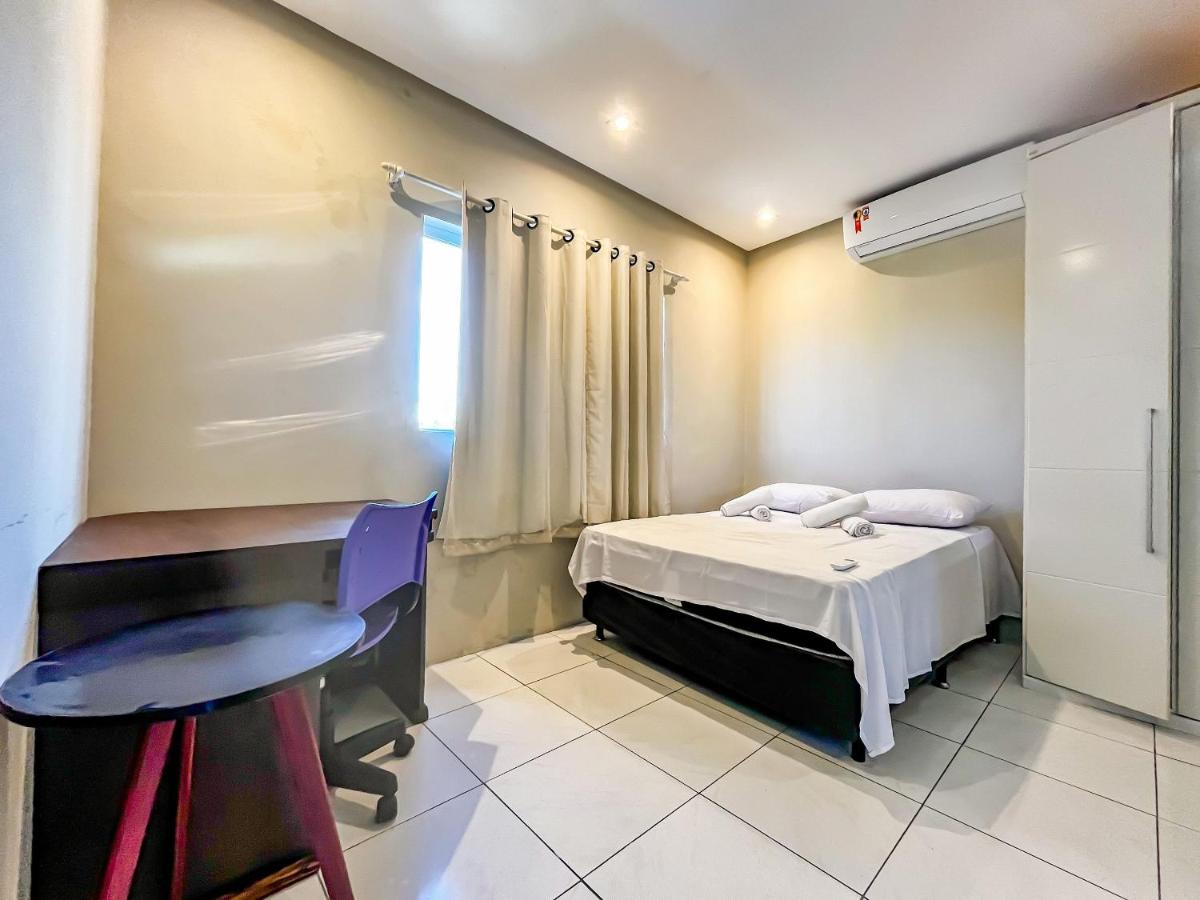 Apto com Ar a 4,2km da Orla de Atalaia - B&B Atalaia Velha