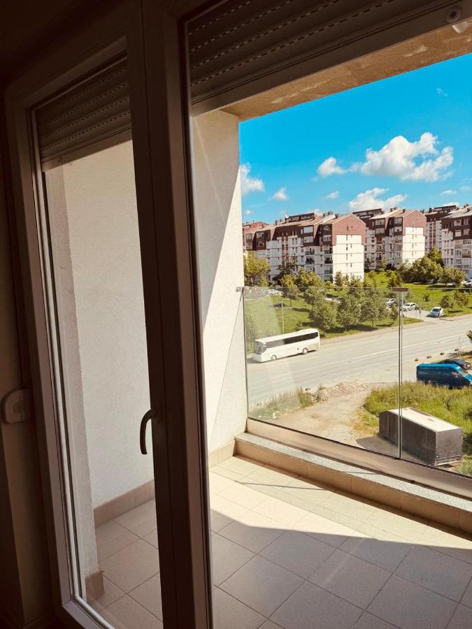 Sunline Comfort Apartment - Royal Mall Area - Ferienwohnung Pristina