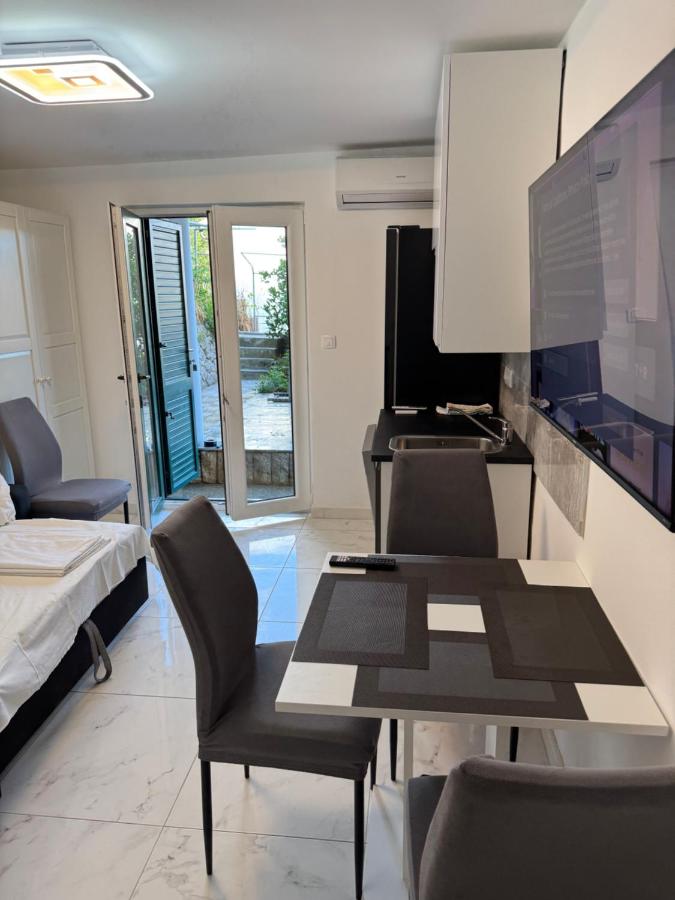One-Bedroom Apartment with Spa Bath
