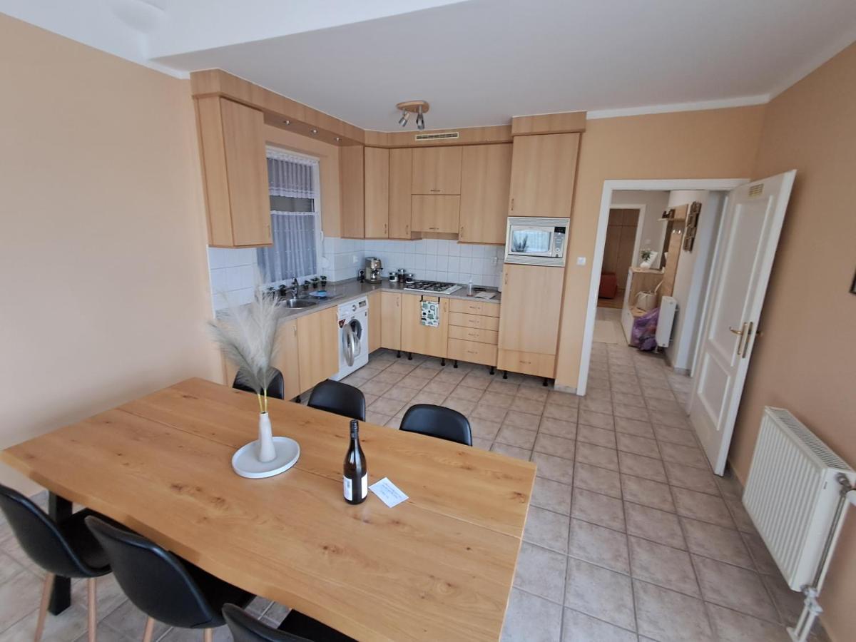 Sunrise Apartman Dunaszentmiklós - Ferienwohnung Niklo