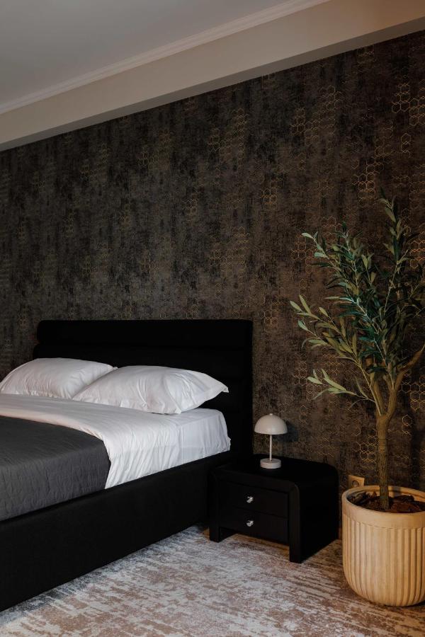 High-End 1,5 BR with Park View, Fast Wi-Fi and Walk to Mall - GrandStay md - Chambres d'hôtes Chişinău