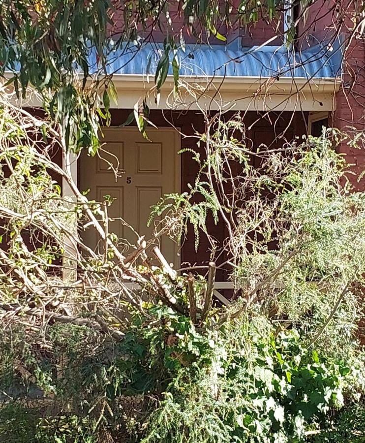 Vivian's Rest - Bed and Breakfast Castlemaine