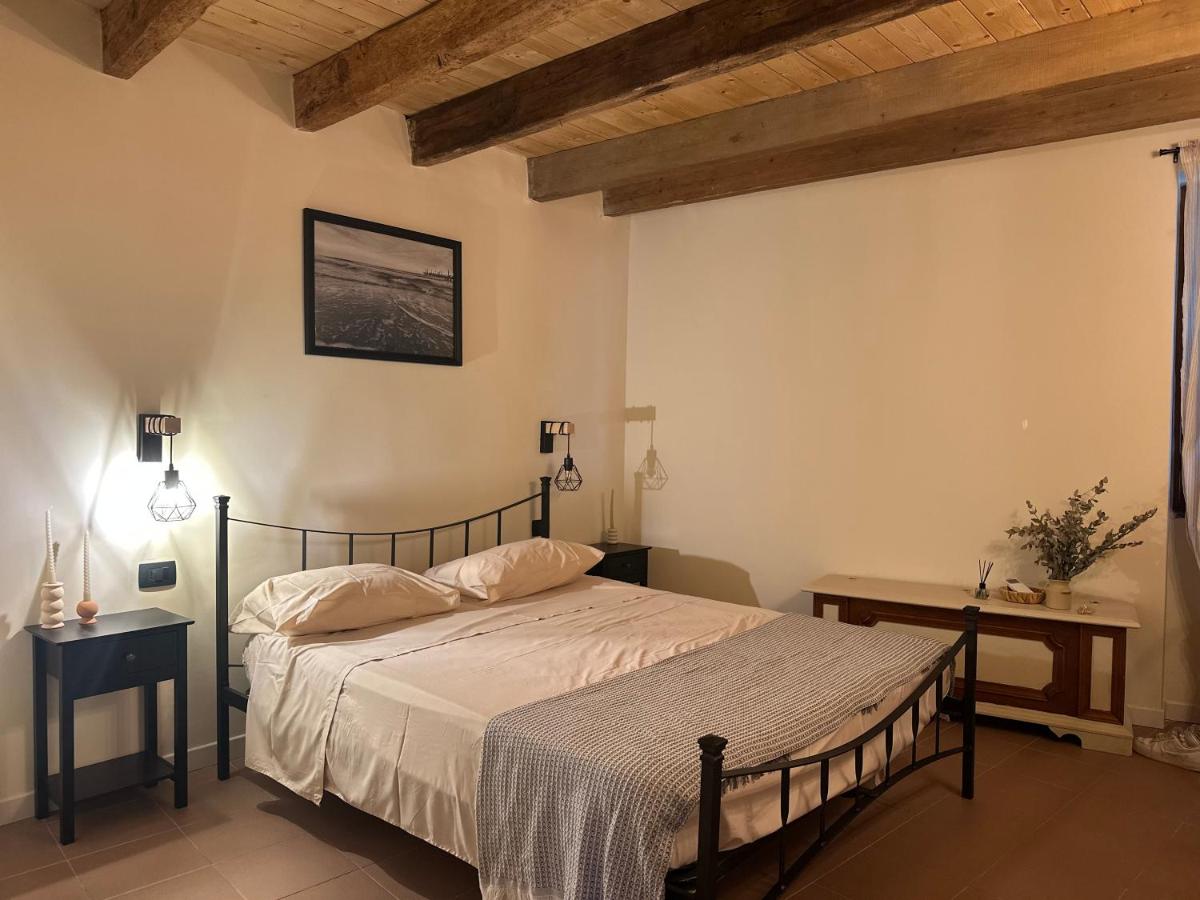 One-Bedroom Deluxe Apartment