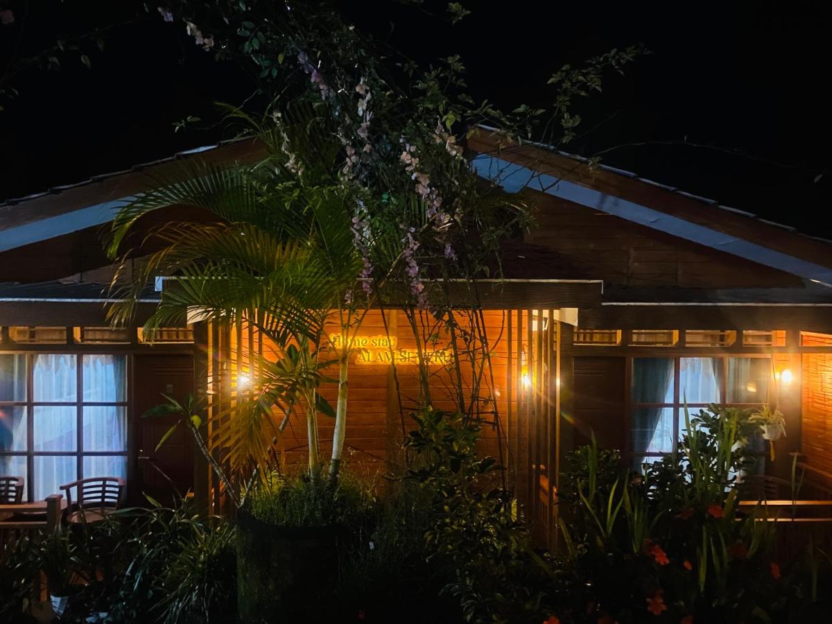 Alam Semeru, Traditional Indonesian Homestay - B&B Gunungsriti