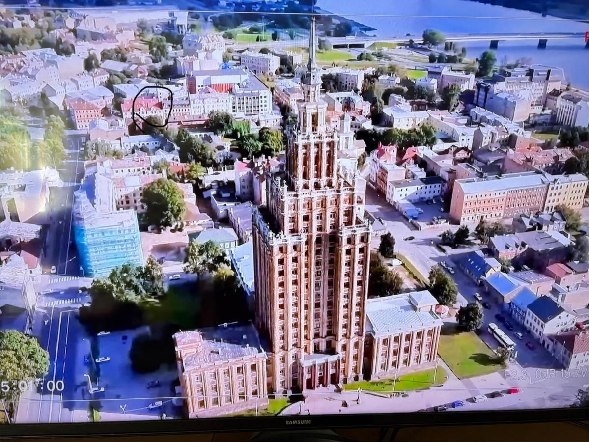 Fresh&Cozy apartment, parking free, 15 min walk to center - Chambres d'hôtes Riga