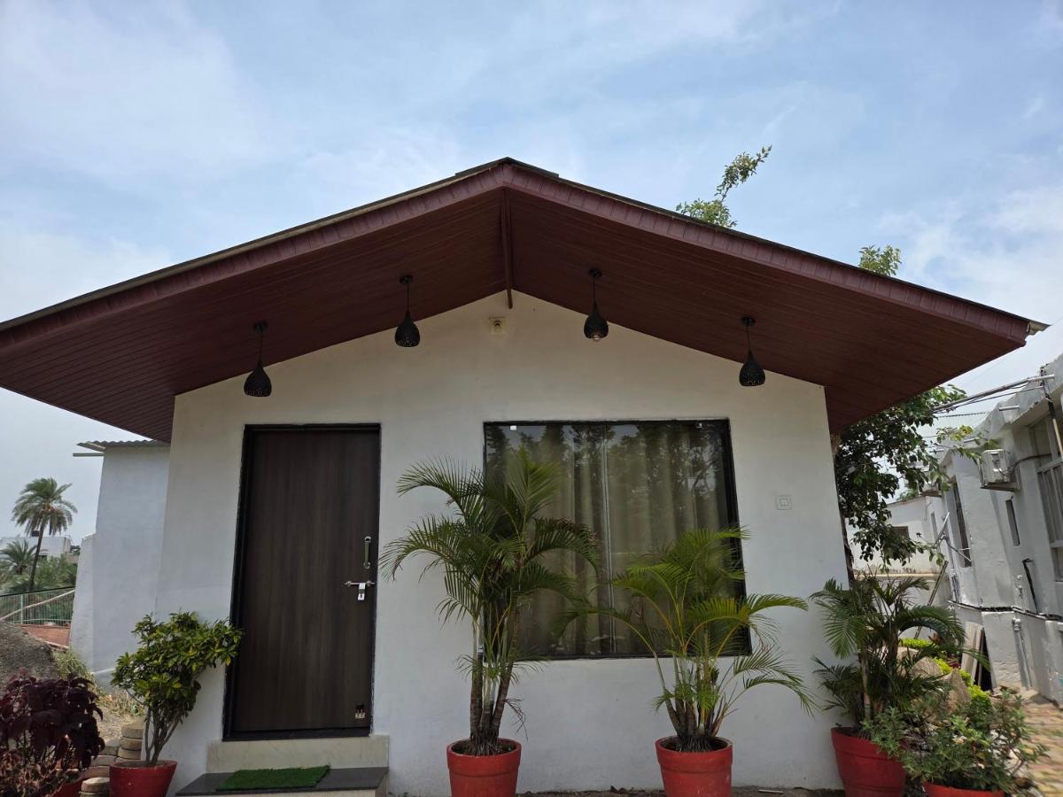 Rose Cottage - A Heritage Retreat - B&B