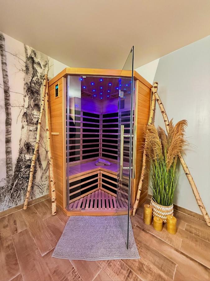 L'Évasion des Sens - Spa Sauna Hammam Jacuzzi - B&B