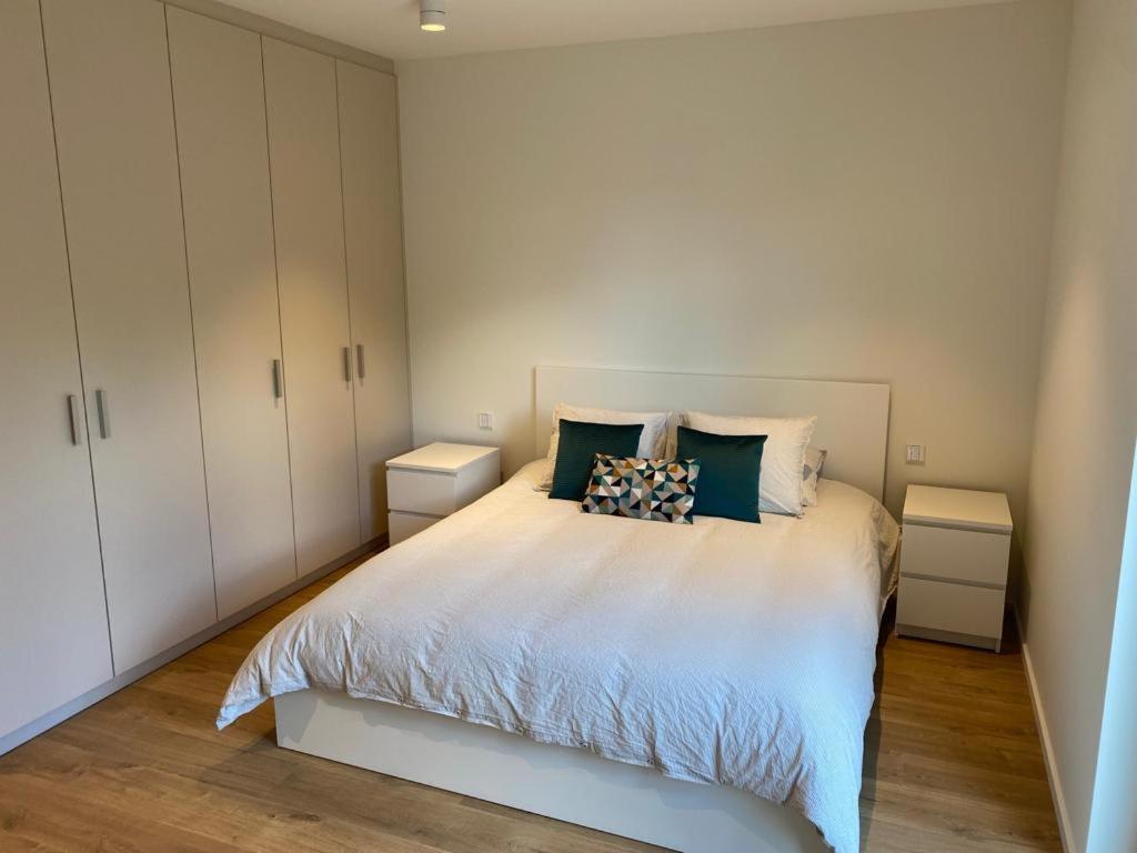 Modern Luxembourg City Center Apartment with big terrace - B&B Lussemburgo