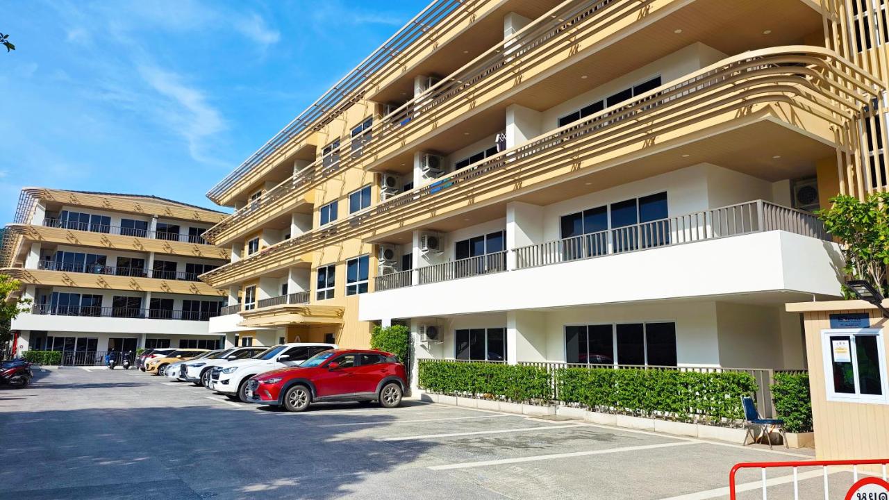Studio apartment with swimming pool and sauna near beach - Ferienwohnung Ban Lamai