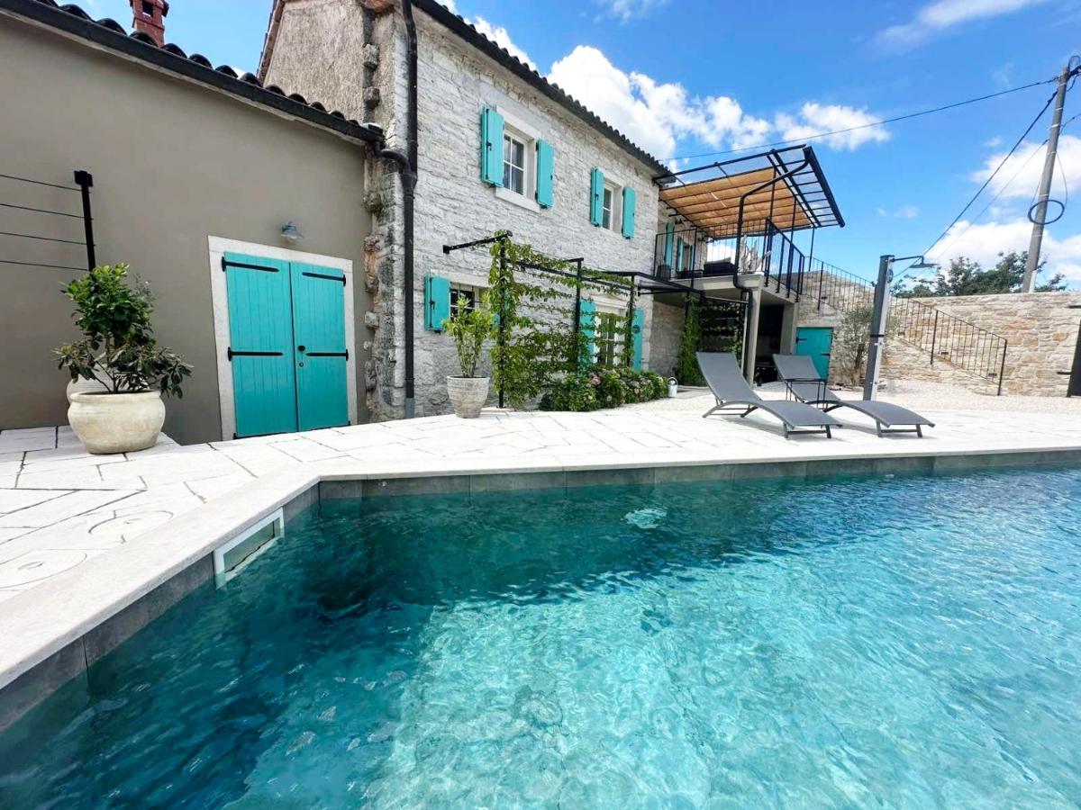 Villa Mint with Pool - B&B