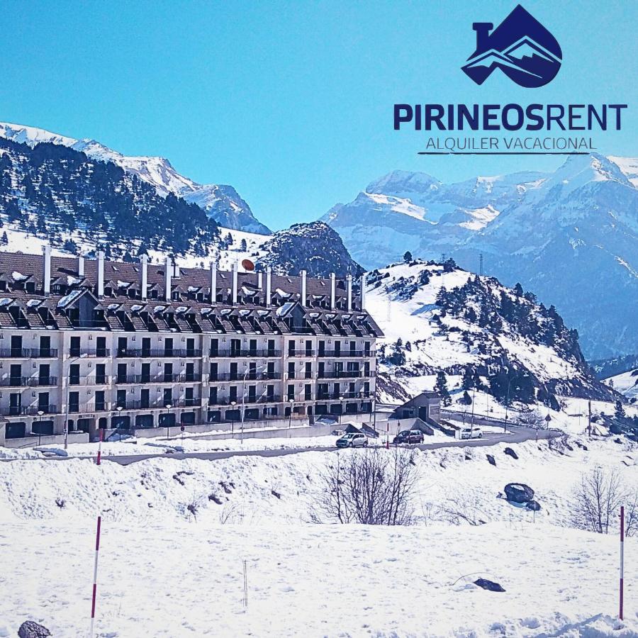 Apartamentos Pirineos Rent - B&B