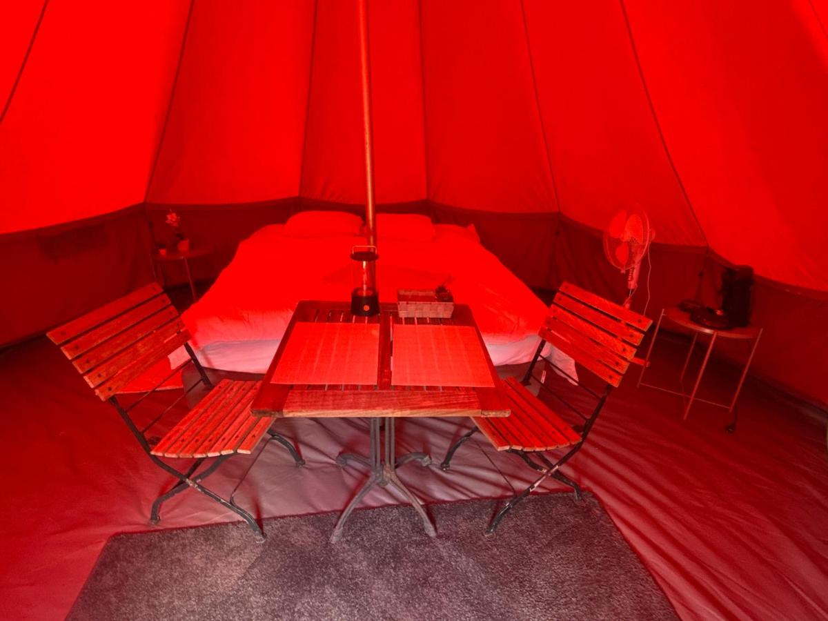 Glamping Dok52 - Chambres d’hôtes Bruges