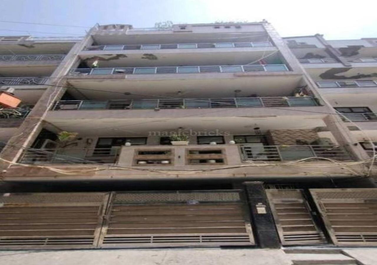 Castle Inn Serviced Apartment - B&B