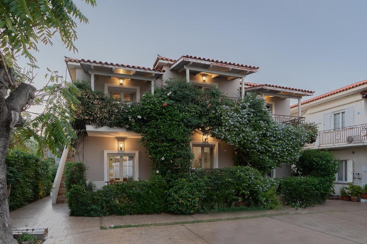 Lemonia Accommodations - Bed and Breakfast Lithakia