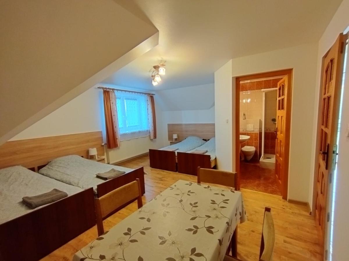 Quadruple Room with Private Bathroom