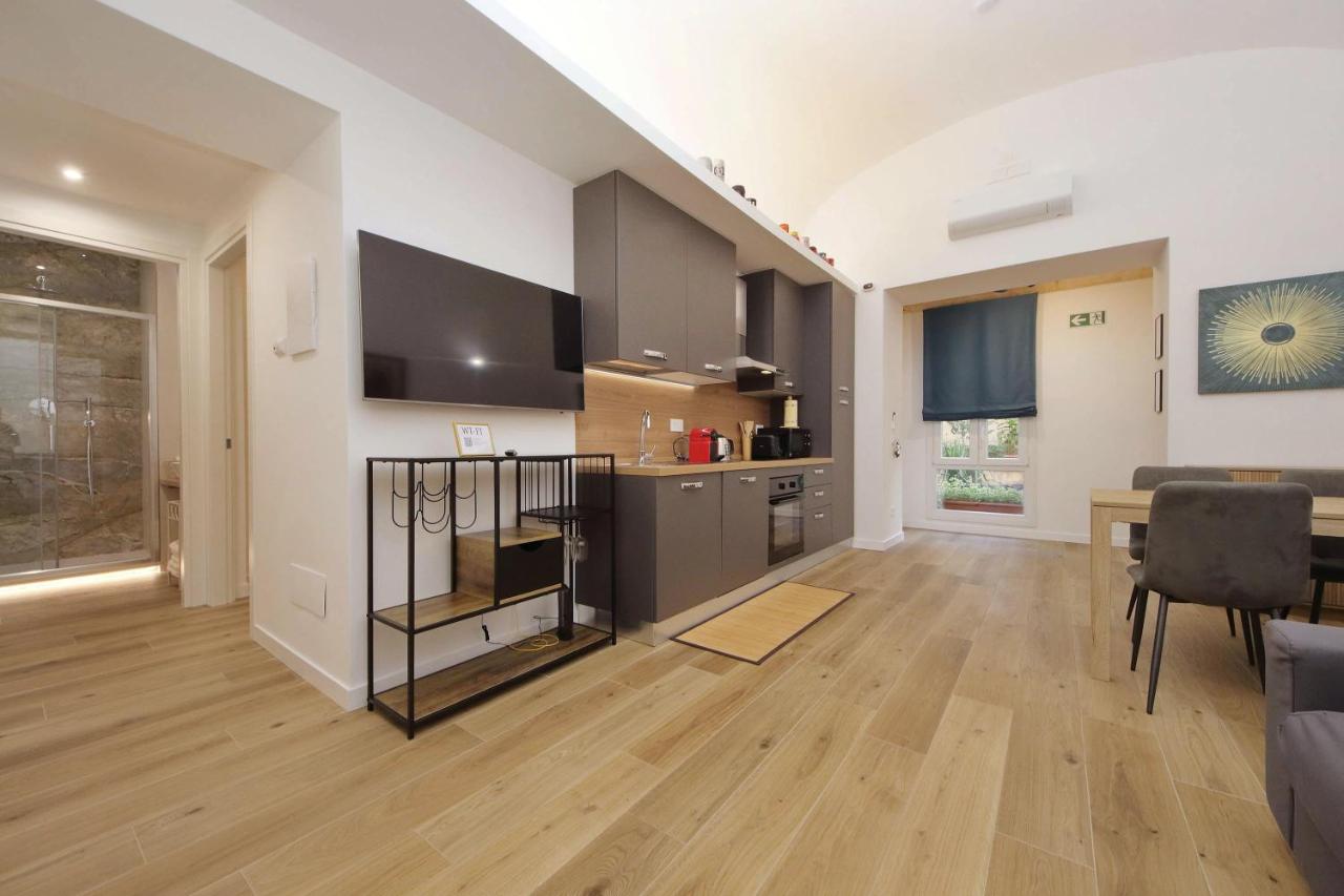 Holy Mary Lovely Apartment - B&B Roma