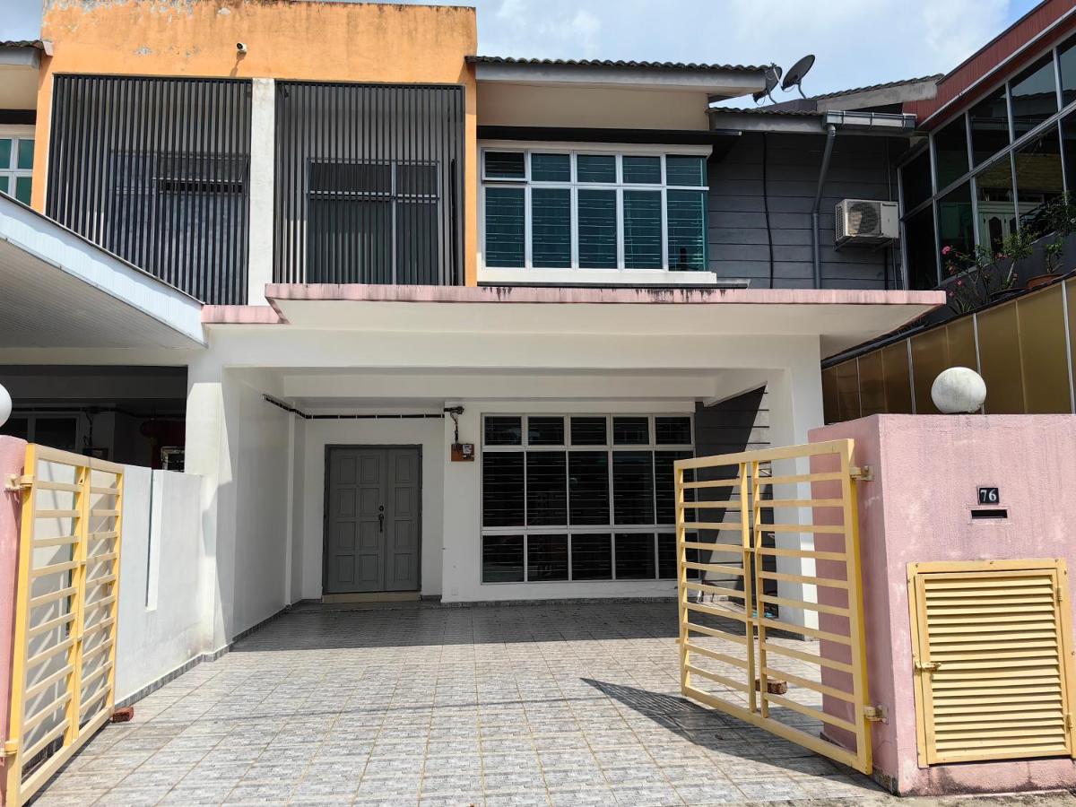 Yi Jiu Homestay - B&B Mersing