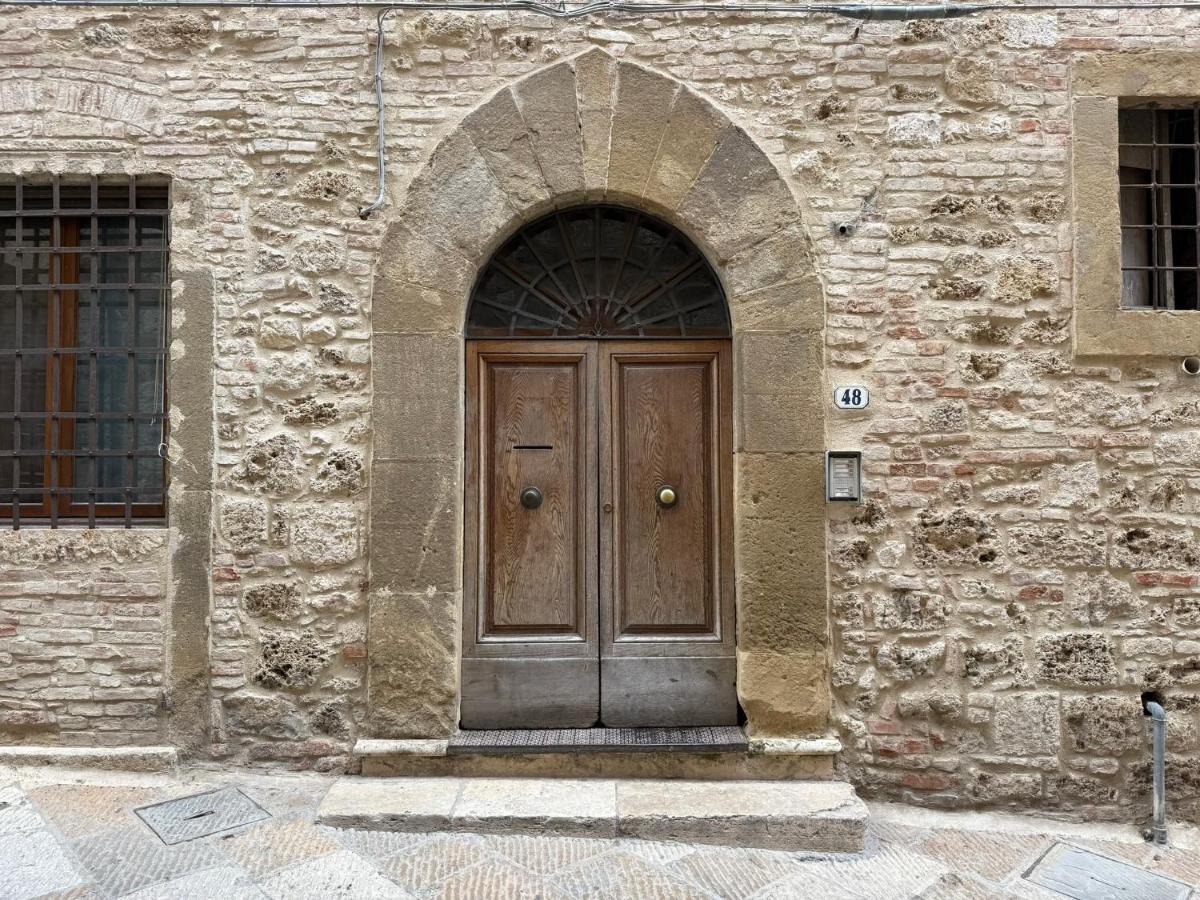 Tuscany Saloon - Historical centre - B&B