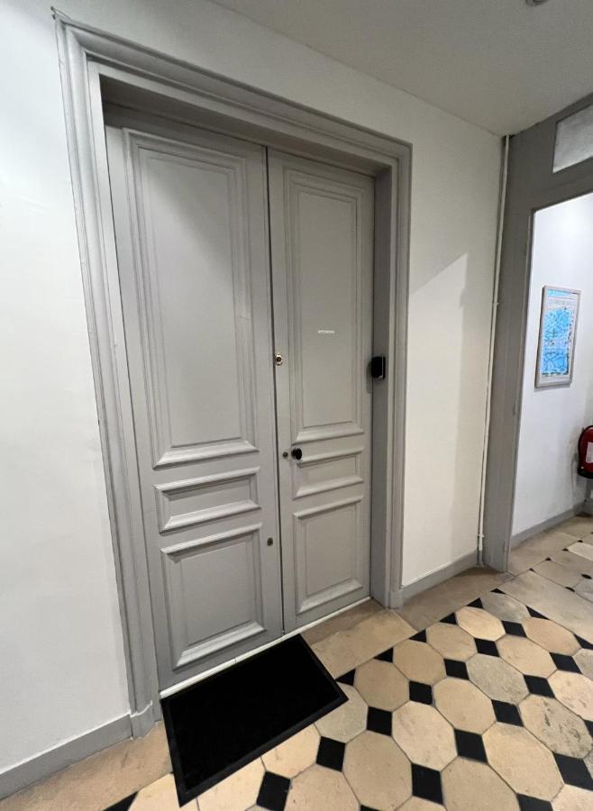 Le Gatsby - Cosy Flat - Jacuzzi - Senlis - B&B