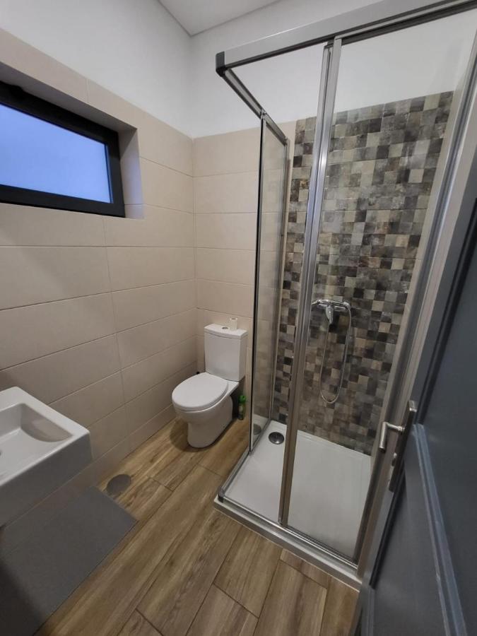 Quadruple Room with Private Bathroom