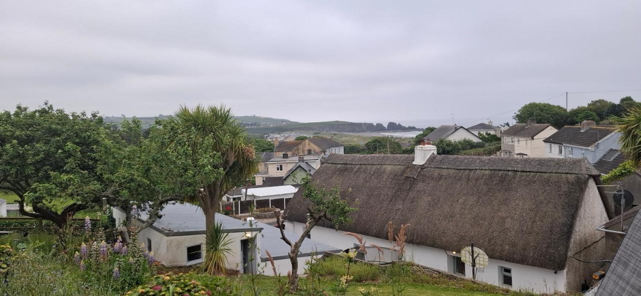 Dairy Cottage Courtyard accommodation - B&B