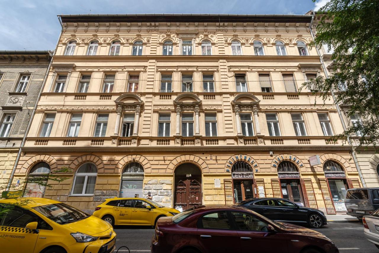 Budapest Bounce Apartment - B&B Budapest