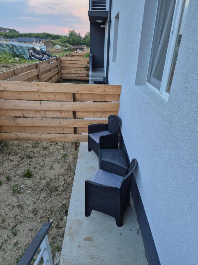 Stejarilor Apartment - B&B Lunca Cetățuii