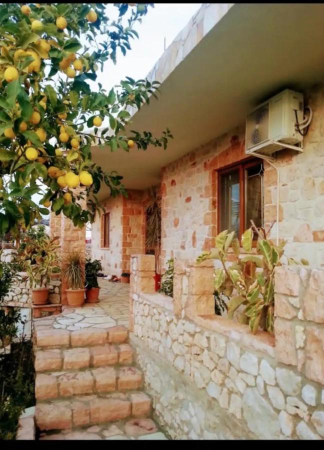 Vila Redstone Apartment ksamil - B&B Ksamil