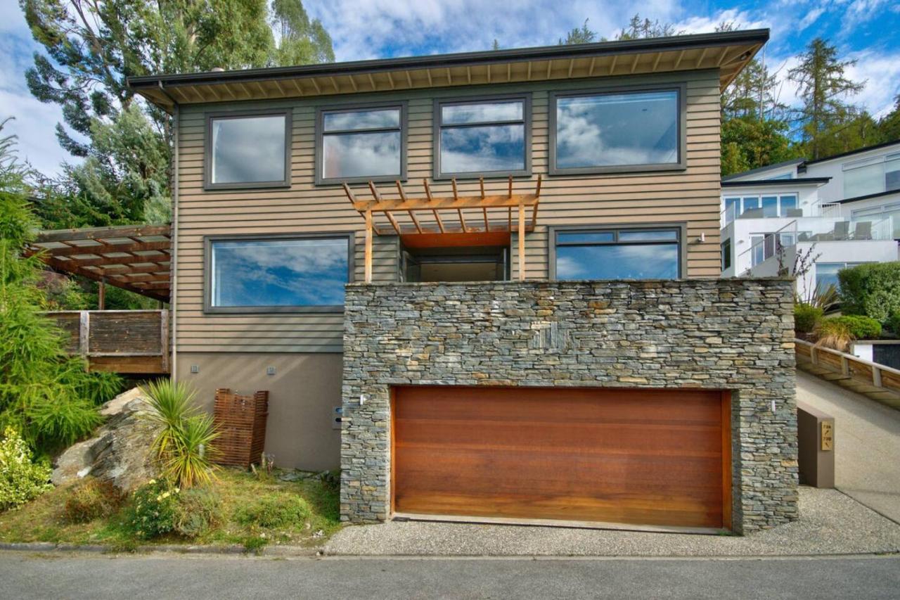 Lakeview Lodge Two with Stunning Views - Ferienwohnung Queenstown