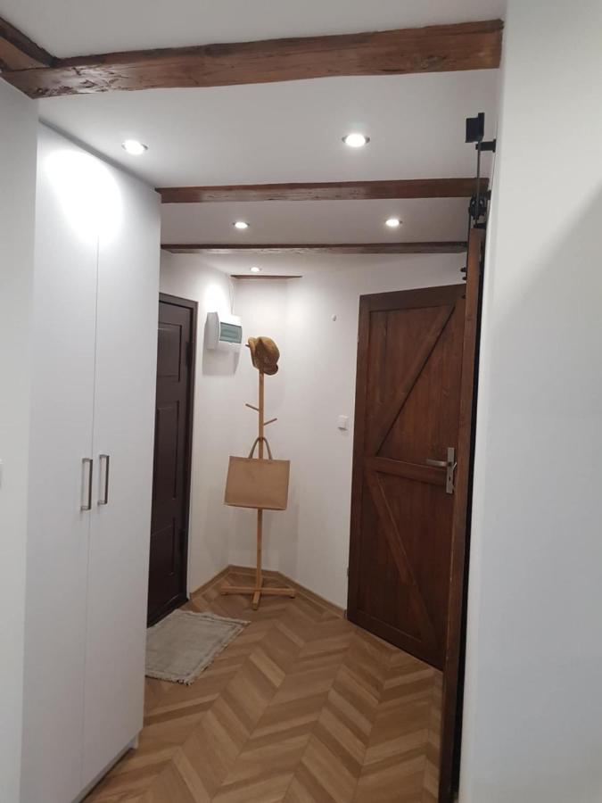Apartament "W Sz" pod Klonami - B&B Kętrzyn