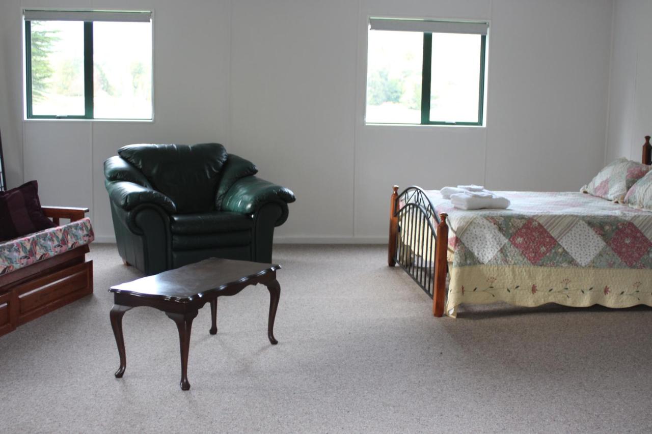 Queen Room with Garden View
