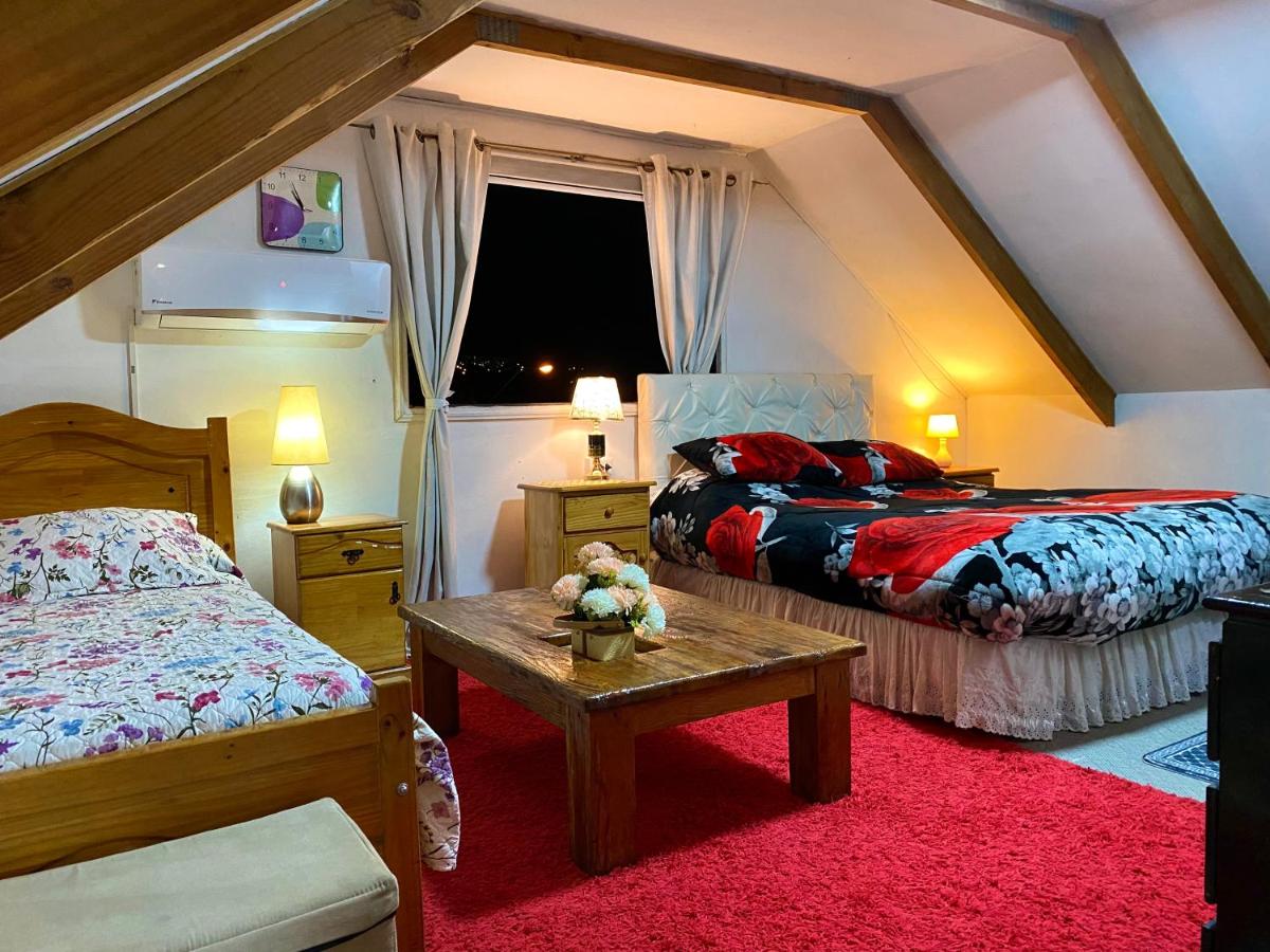 Double Room with Mountain View