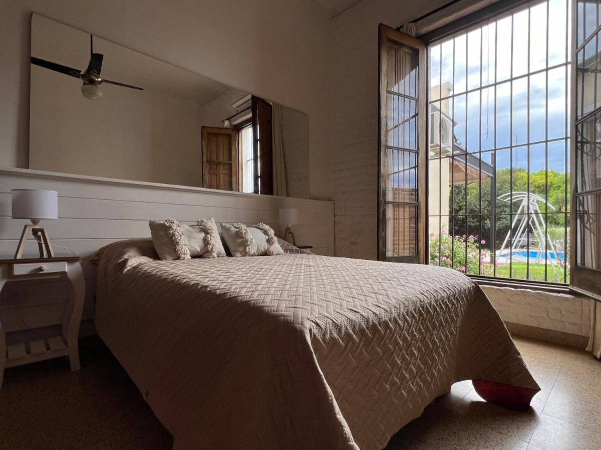 Casa Rocamora - Bed and Breakfast Victoria
