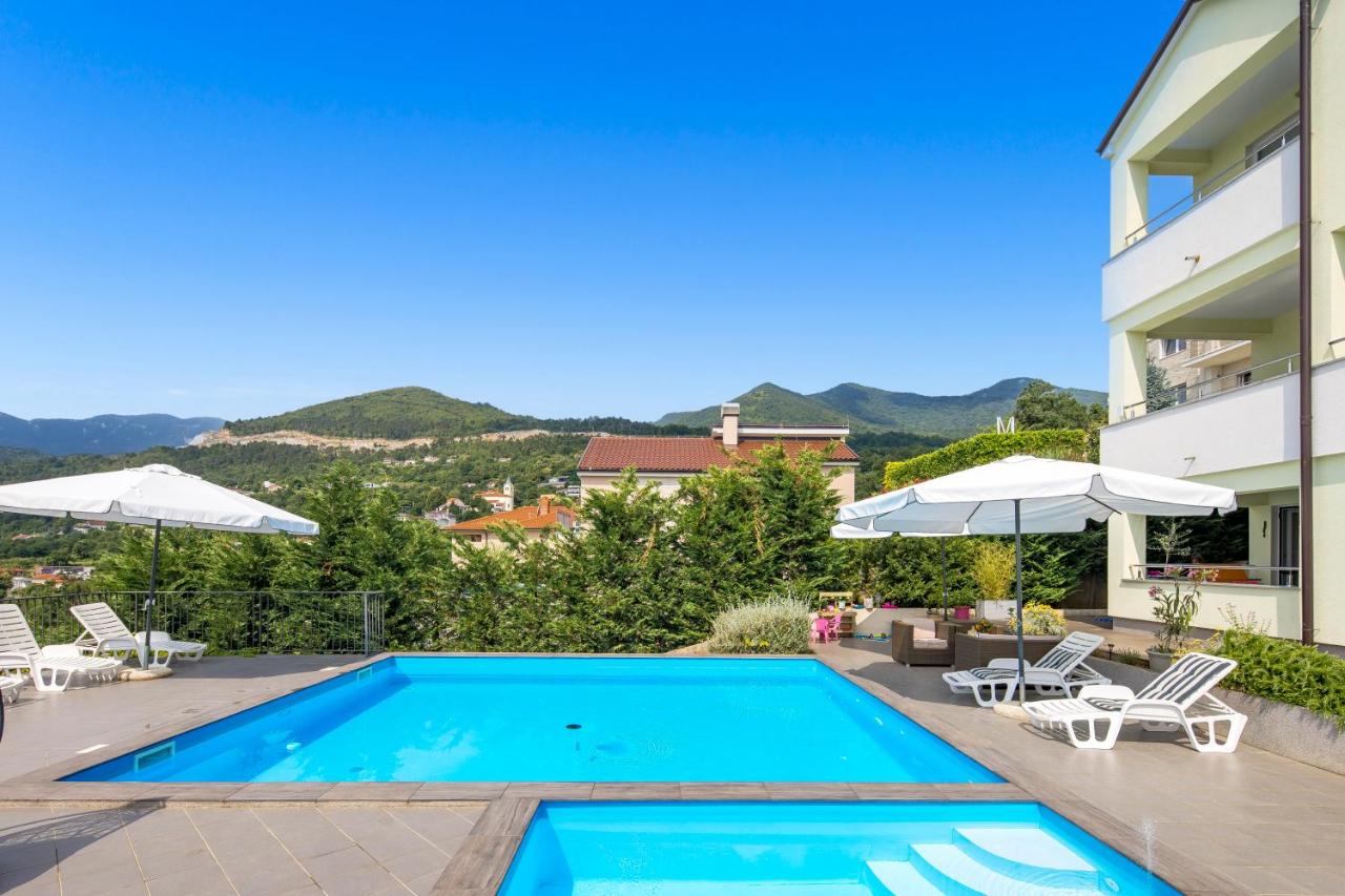 Villa Alternus Apartment A - B&B Veprinac