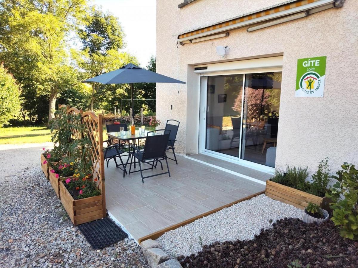 Gîte 4 pers. rénové avec jardin à La Versanne, Animaux acceptés - FR-1-496-369 - Chambres d'hôtes La Versanne