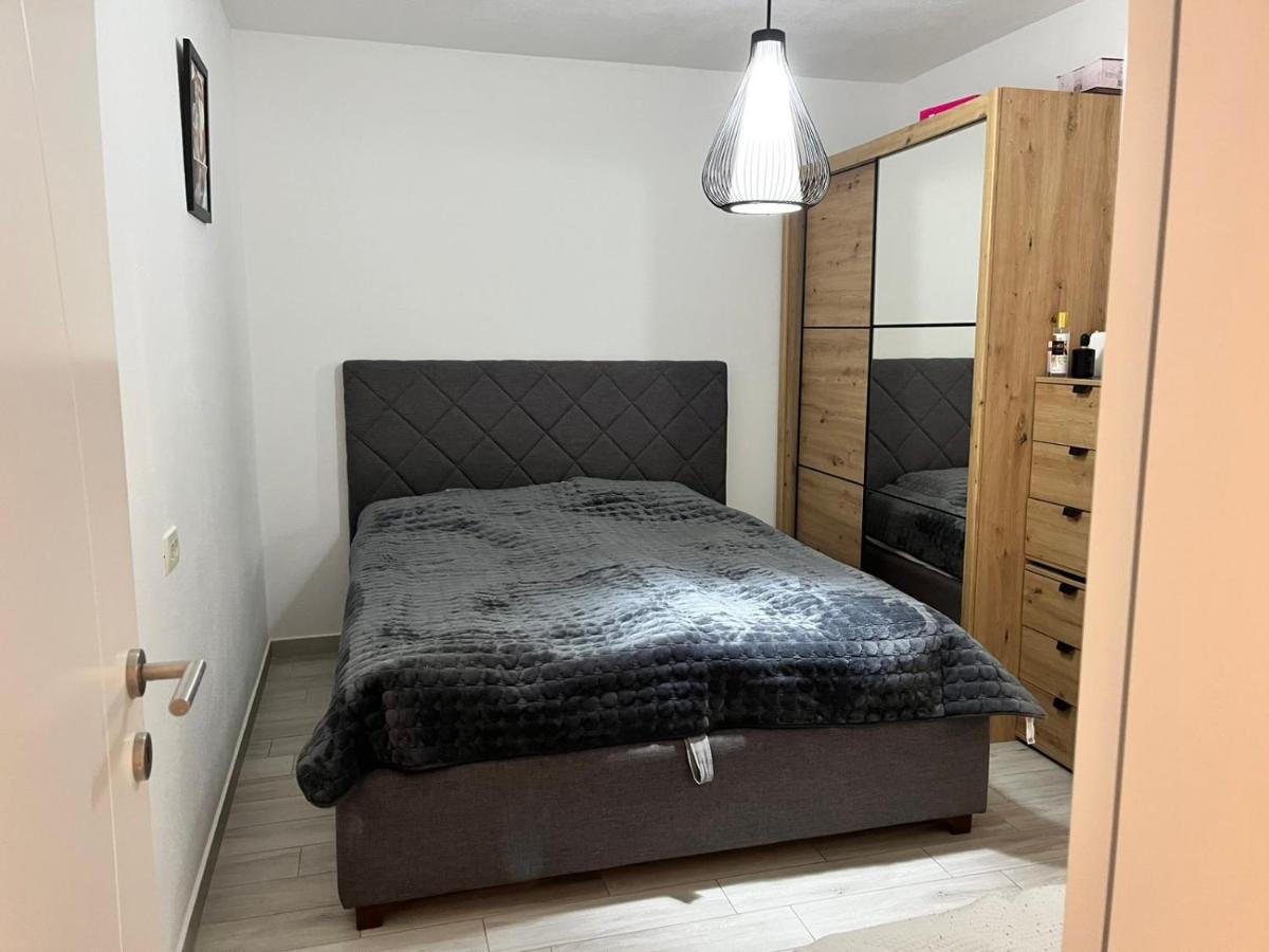 Belaapartmani - Ferienwohnung Bar