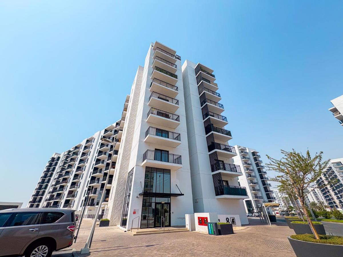 Three Bedroom Apartment by Otolo Homes with Free Yas Theme Park Tickets - Ferienwohnung Abu Dhabi