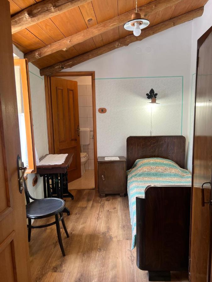 Single Room with Private Bathroom